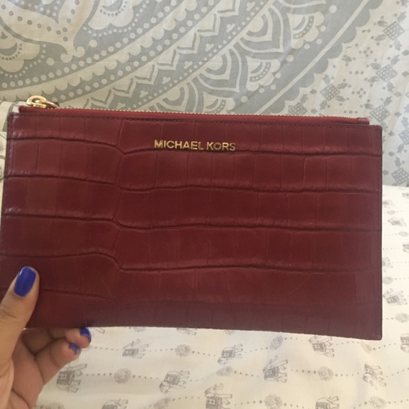 Michael Kors Handbags - Micheal Kors Clutch